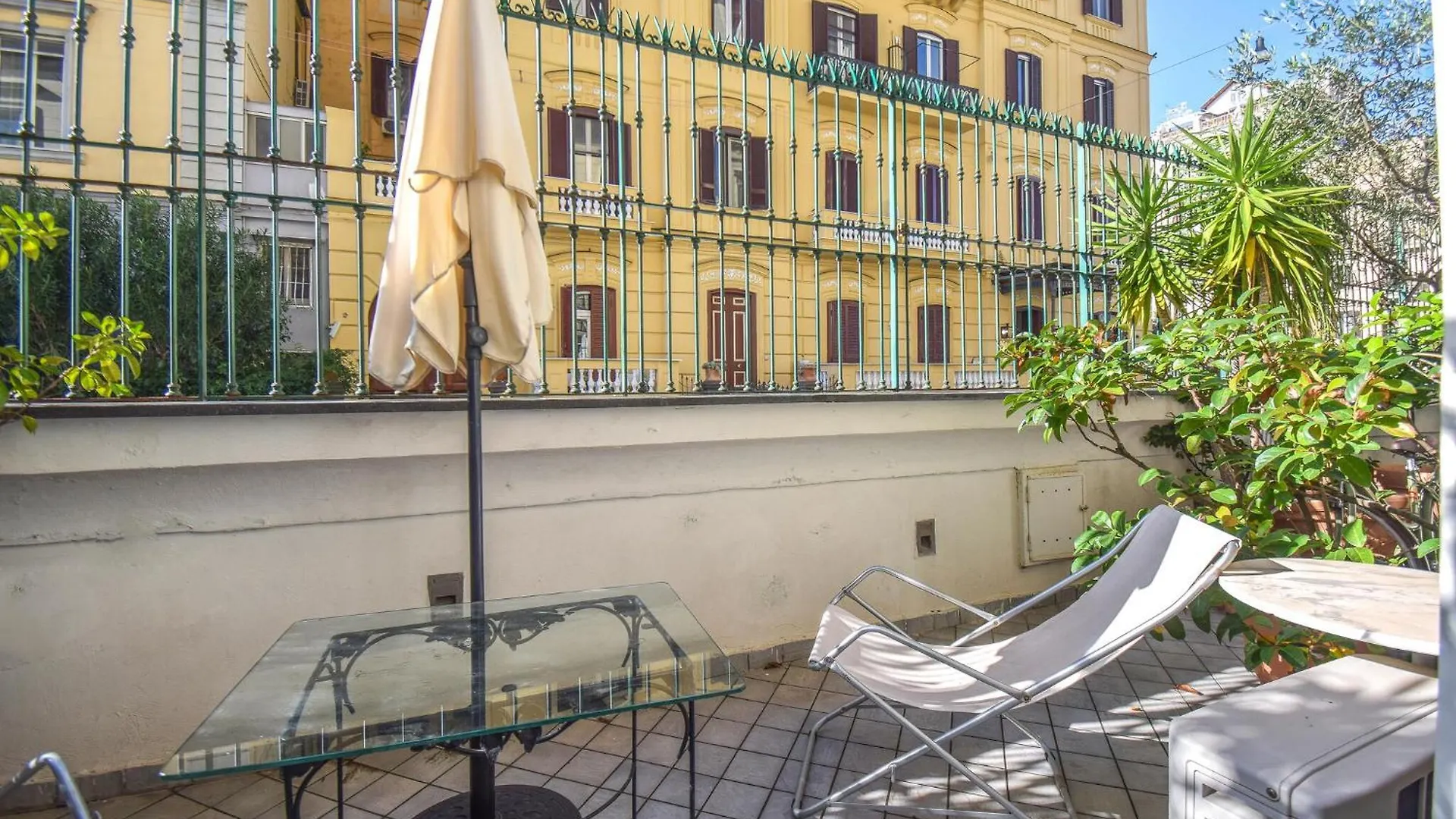 1 Bedroom Gorgeous Apartment In Napoli  Naples