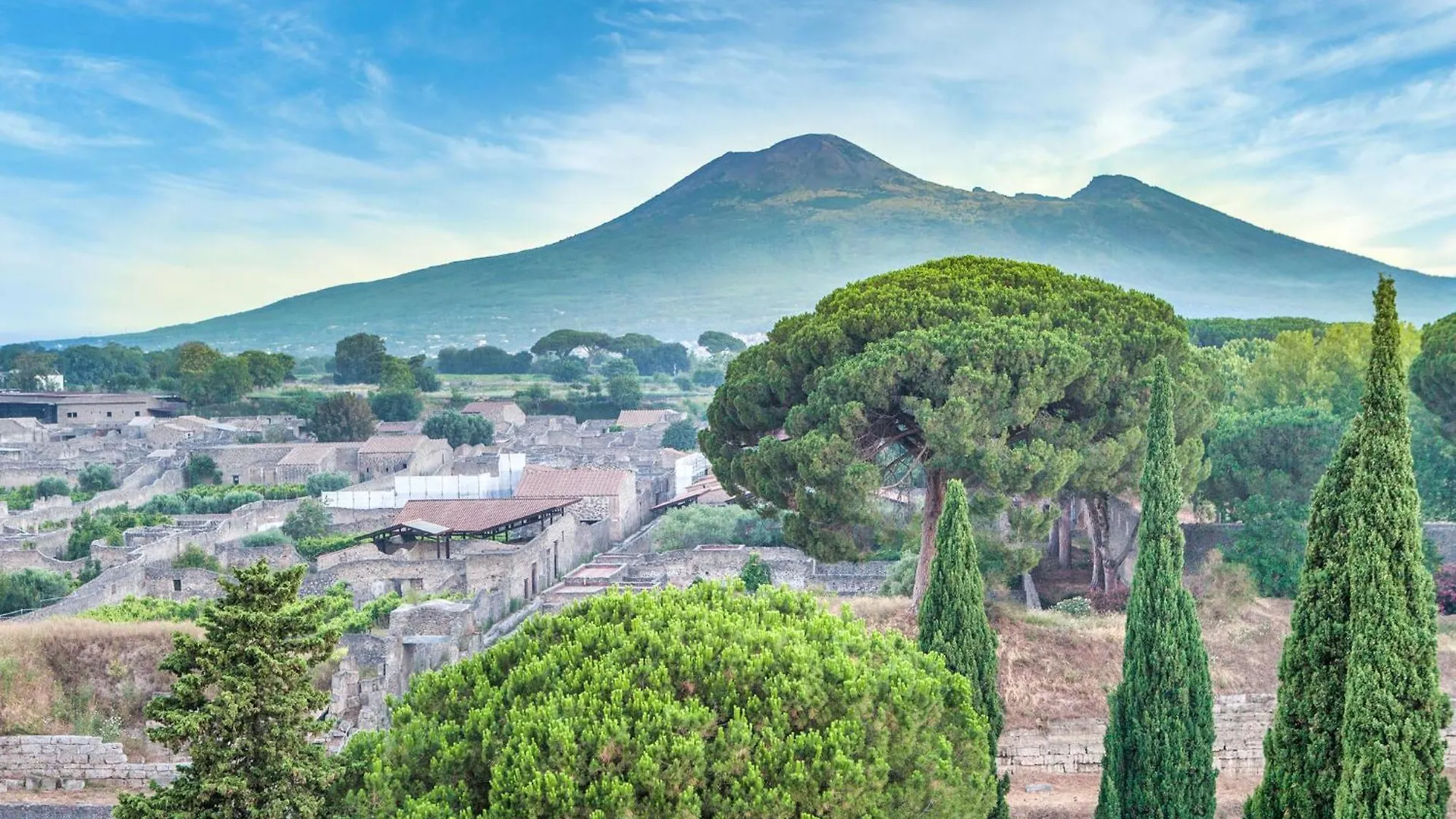 1 Bedroom Gorgeous Apartment In Napoli